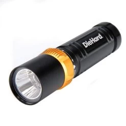 DieHard AAA LED Flashlight -Flashlight Discount Store DieHard 3AAA Flashlight 2