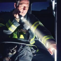 Inova T4R PowerSwitch Rechargeable Flashlight | 1300 Lumens -Flashlight Discount Store Inova T4R PowerSwitch Rechargeable Flashlight 4 600x600 1