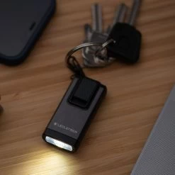 LEDLenser K6R Keychain Light | 400 Lumens 10 LEDLenser K6R Keychain Light | 400 Lumens -Flashlight Discount Store LEDLenser K6R Keychain Light 6 600x600 1