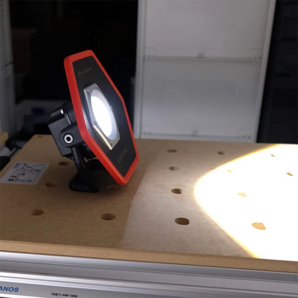 Maxxeon WorkStar LUMENATOR Area Work Light | 4,100 Lumens 7 Maxxeon WorkStar LUMENATOR Area Work Light | 4,100 Lumens - Image 5