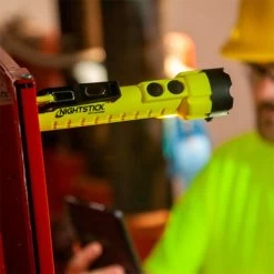 Nightstick XPP-5422GMX Intrinsically Safe Dual Light With Magnets | 300 Lumens 13 Nightstick XPP-5422GMX Intrinsically Safe Dual Light With Magnets | 300 Lumens -Flashlight Discount Store Nightstick XPP 5422GMX Intrinsically Safe Dual Light with Magnets 11 600x600 1