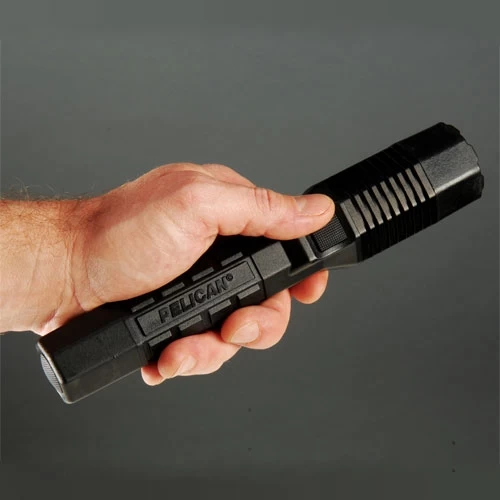 Pelican 7060 LED Rechargeable Flashlight | Authorized Distributor 4 Pelican 7060 LED Rechargeable Flashlight | Authorized Distributor - Image 2