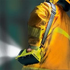 Pelican 9410L Rechargeable Lantern | 2,207 Lumens -Flashlight Discount Store Pelican 9410L Rechargeable Lantern 5 1