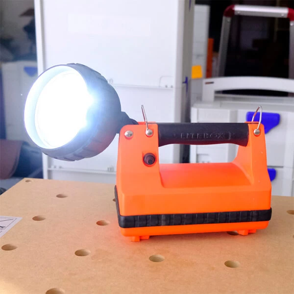 Streamlight E-Flood LiteBox Power Failure System | Streamlight Distributor 4 Streamlight E-Flood LiteBox Power Failure System | Streamlight Distributor - Image 2