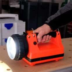 Streamlight E-Flood LiteBox Power Failure System | Streamlight Distributor 12 Streamlight E-Flood LiteBox Power Failure System | Streamlight Distributor -Flashlight Discount Store Streamlight E Flood LiteBox Power Failure System 4 2 600x600 1